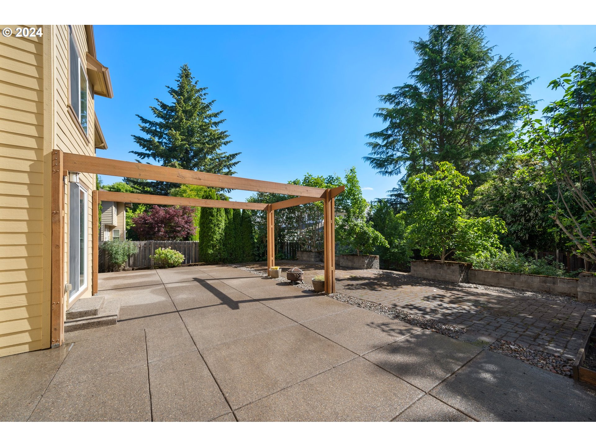8230 Southwest Sorrento Road Beaverton, OR 97008 - Photo 29 of 32 Gallery Image 29