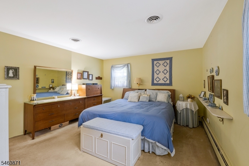 961 Sunset Ridge Bridgewater, NJ 08807 - Photo 17 of 31 Gallery Image 17