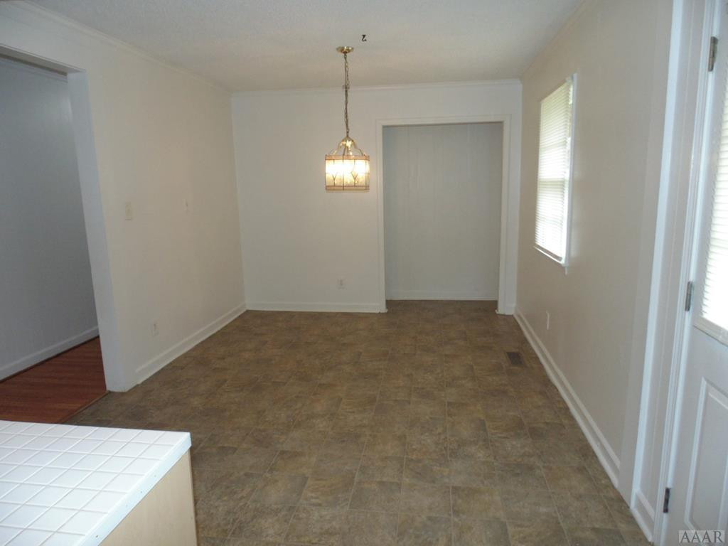 127 Glovers Cross Road Colerain, NC 27924 - Photo 3 of 14 DINING AREA