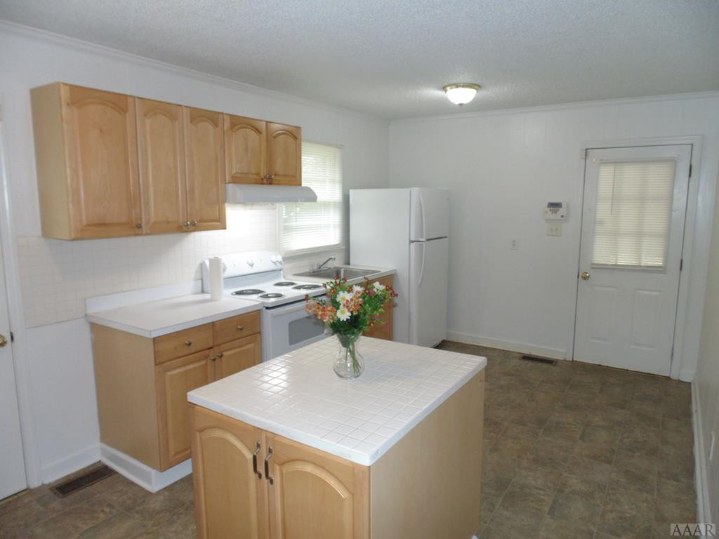 127 Glovers Cross Road Colerain, NC 27924 - Photo 4 of 14 KITCHEN