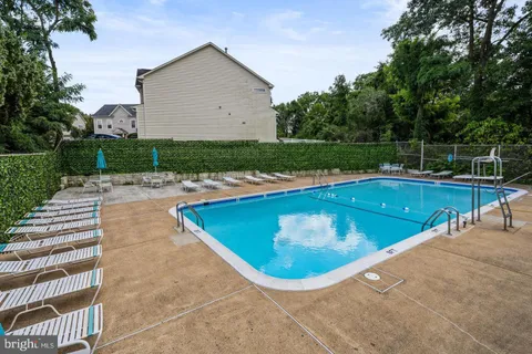 $228,000 | 3701 5th Street South, Unit 501, Arlington, VA 22204