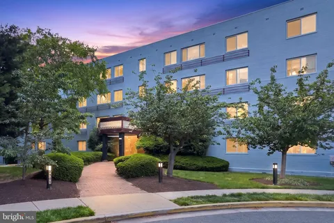 $228,000 | 3701 5th Street South, Unit 501, Arlington, VA 22204