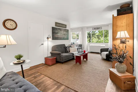$228,000 | 3701 5th Street South, Unit 501, Arlington, VA 22204