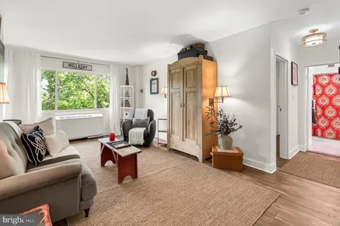 $228,000 | 3701 5th Street South, Unit 501, Arlington, VA 22204