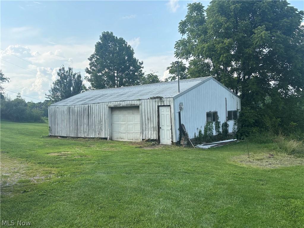 944 Hickman Road Waterford, OH 45786 - Photo 16 of 19 Gallery Image 16