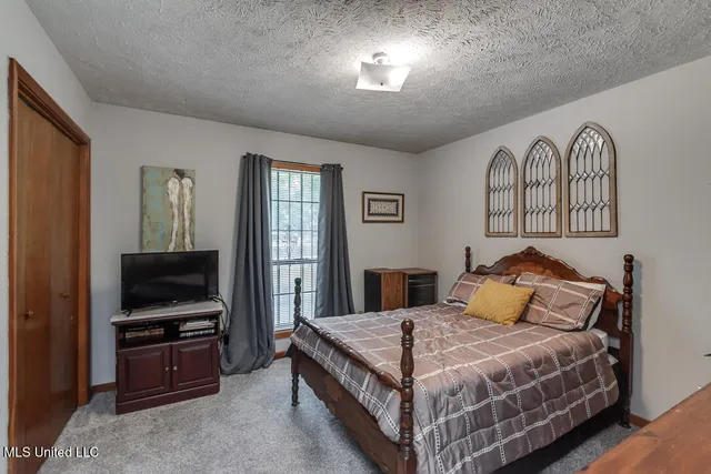 $185,000 | 180 Alton Circle, Benton, MS 39039