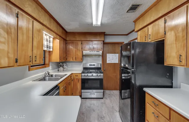 $185,000 | 180 Alton Circle, Benton, MS 39039