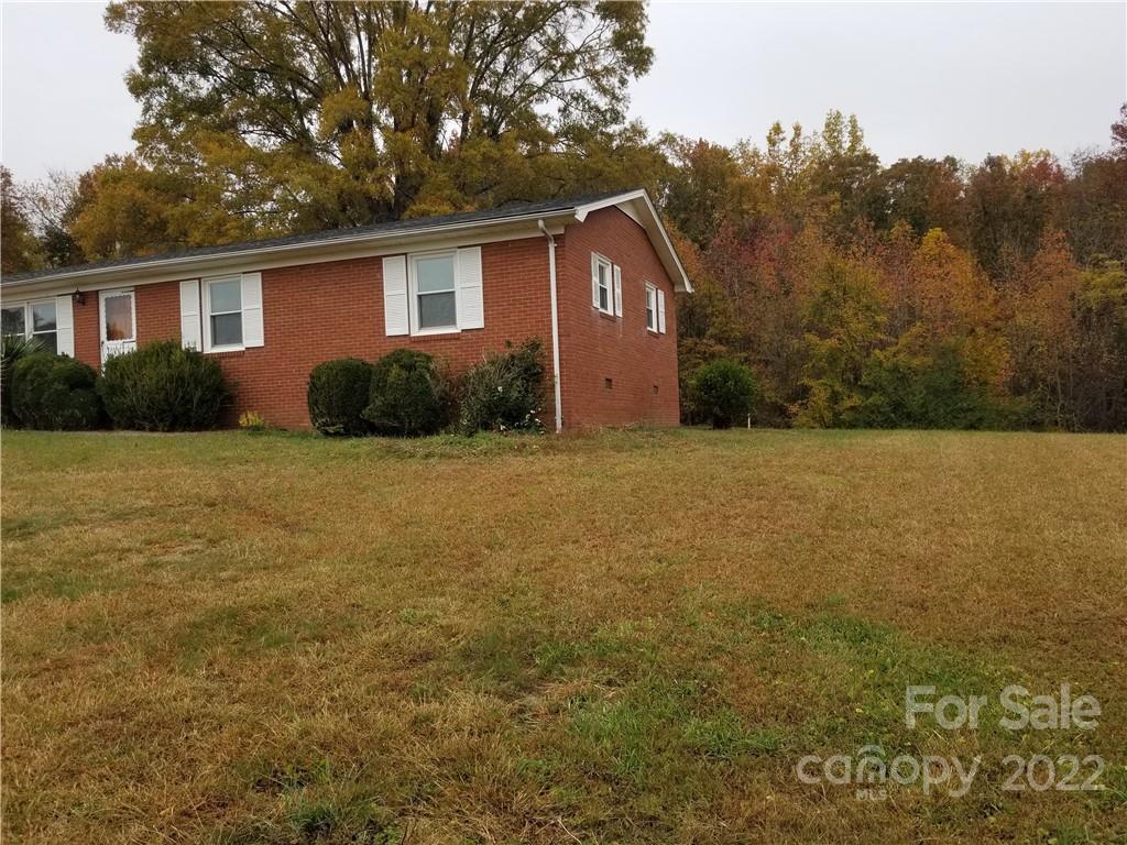 24551 Ramsey Road Albemarle, NC 28001 - Photo 3 of 30 Gallery Image 3