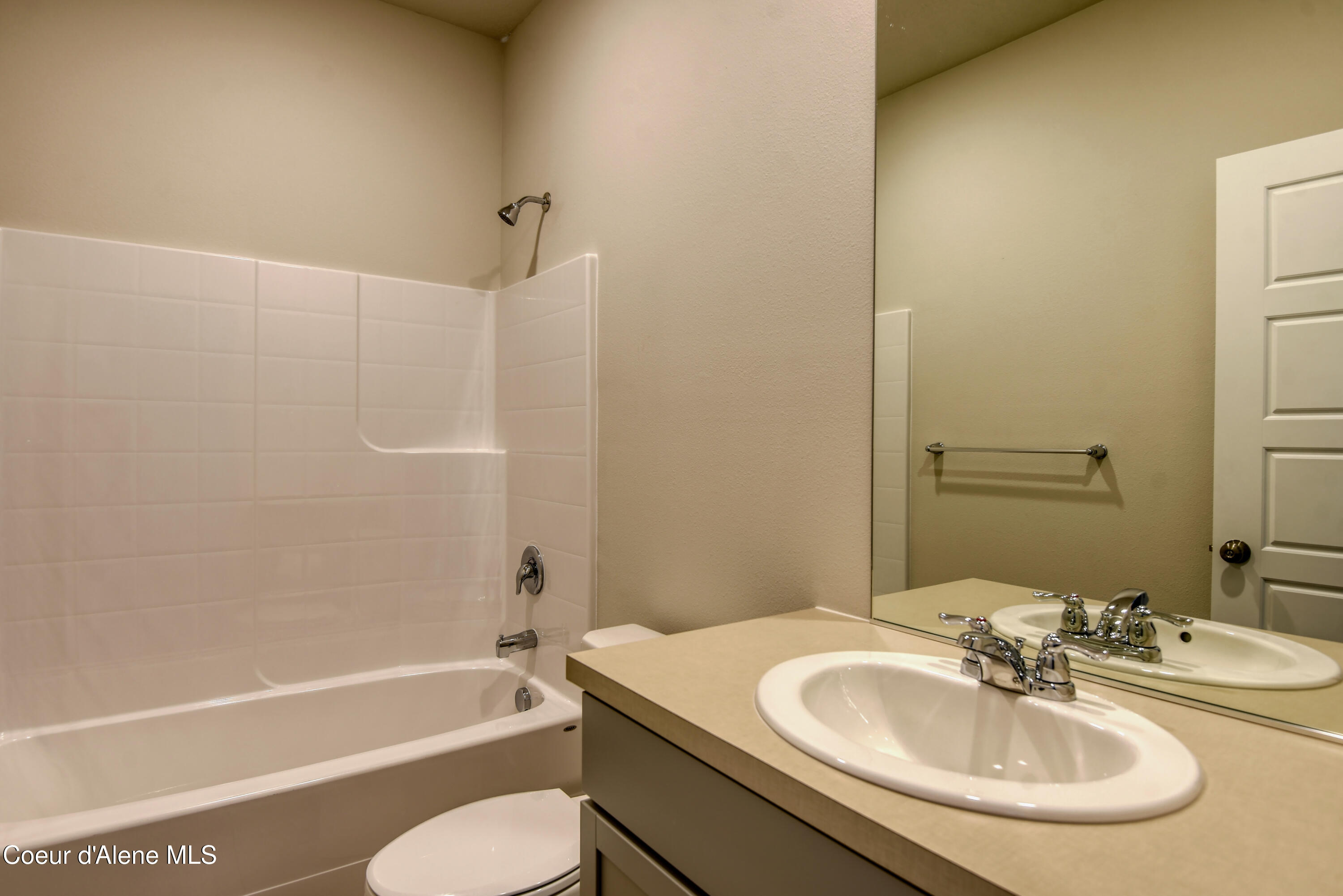 3098 North Marni Road Post Falls, ID 83854 - Photo 23 of 33 32-65136072