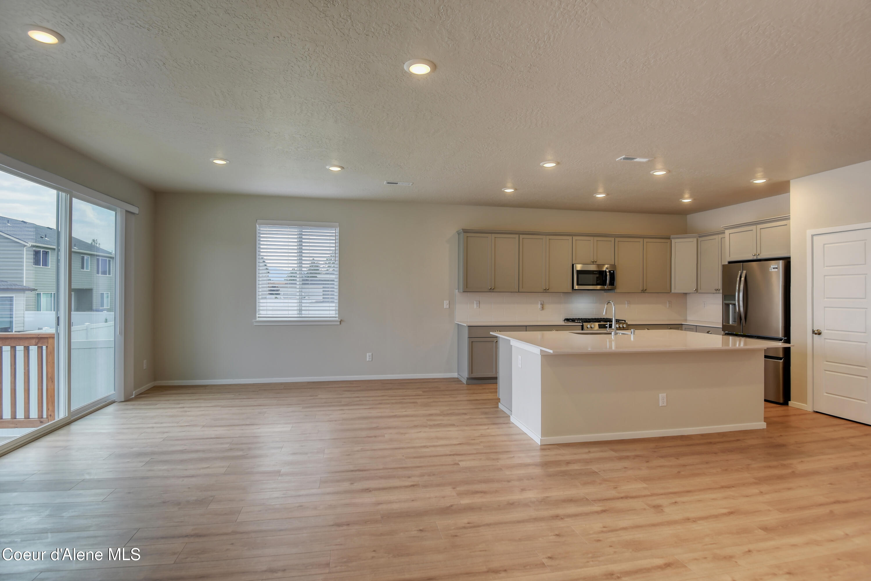 3098 North Marni Road Post Falls, ID 83854 - Photo 6 of 33 07-65136024