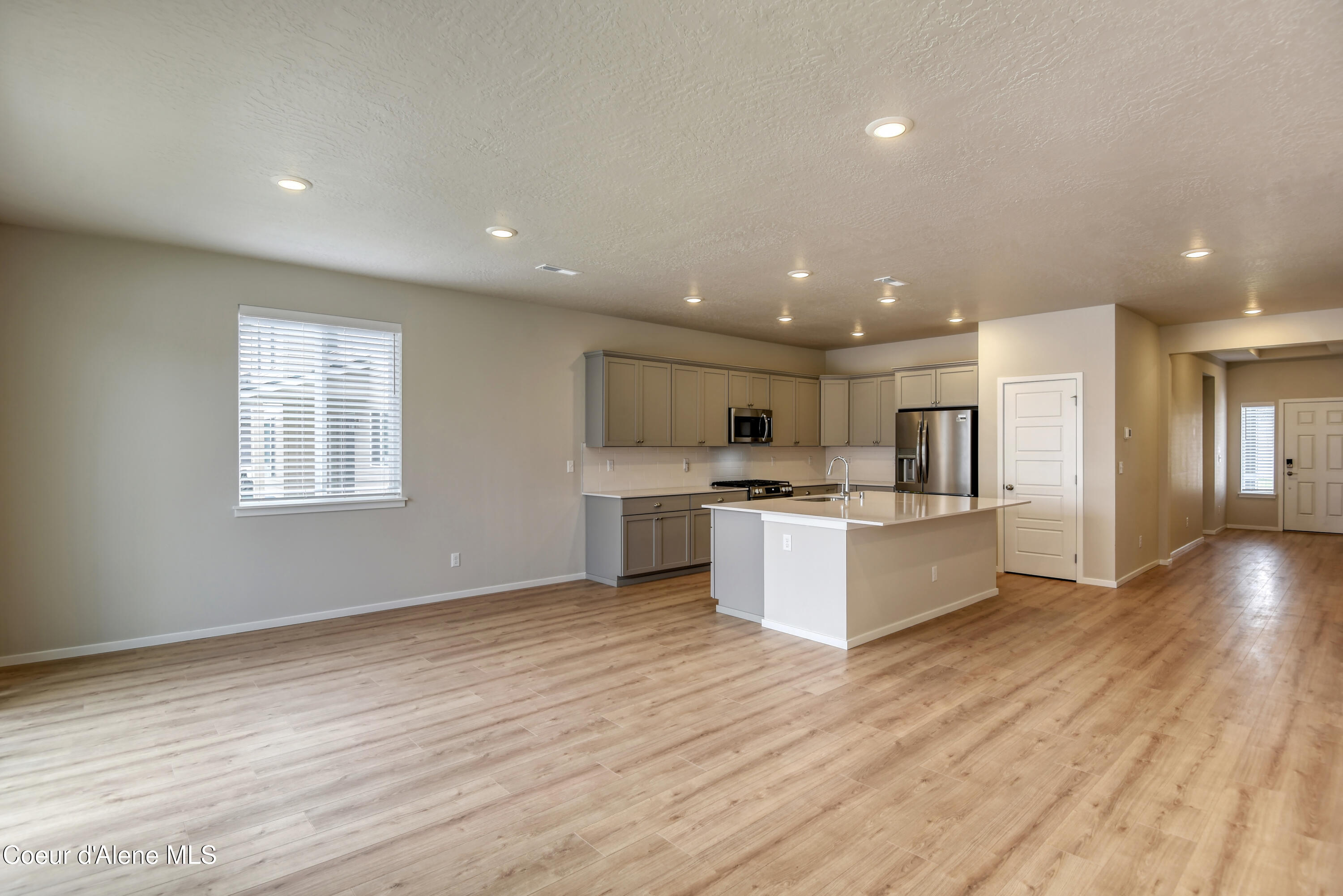 3098 North Marni Road Post Falls, ID 83854 - Photo 7 of 33 06-65136023