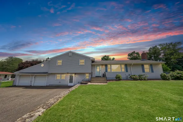$489,000 | 2 Birchwood Terrace, Prospect, CT 06712