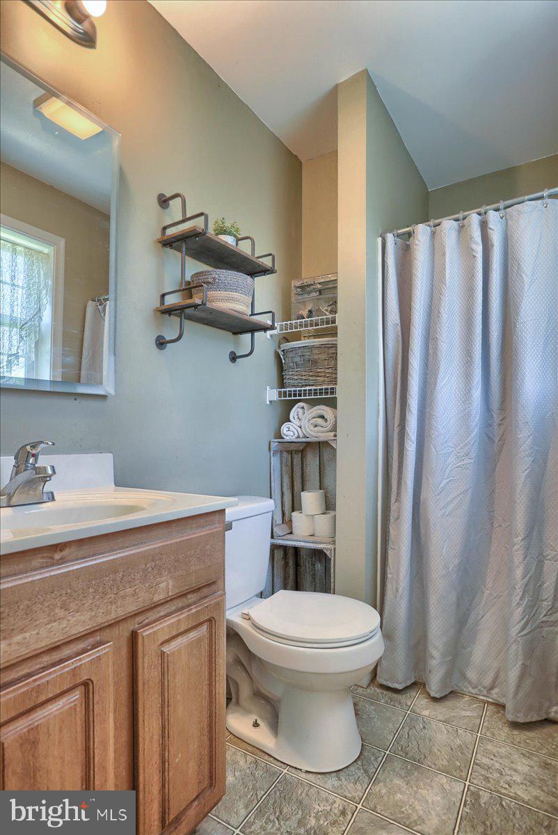 652 Salem Road Etters, PA 17319 - Photo 18 of 27 Gallery Image 18