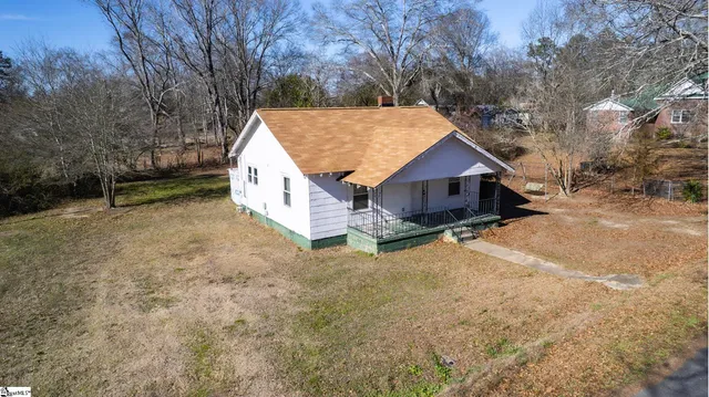 $95,000 | 105 West Front Street, Iva, SC 29655