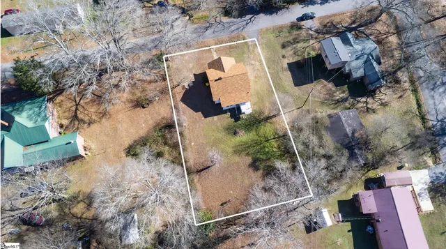 $95,000 | 105 West Front Street, Iva, SC 29655