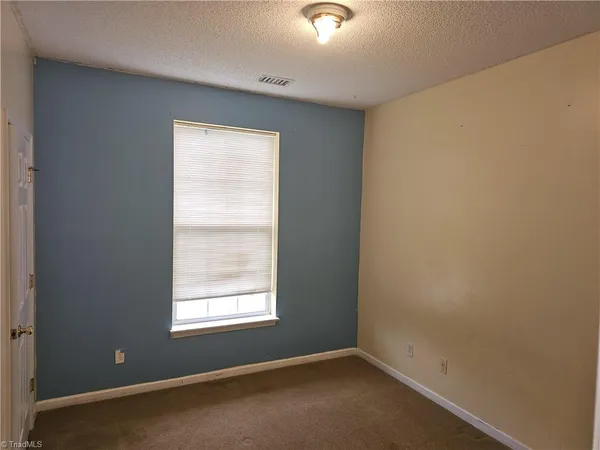 $165,000 | 3015 Winston Drive, Unit 111, Burlington, NC 27215