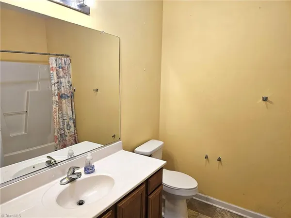 $165,000 | 3015 Winston Drive, Unit 111, Burlington, NC 27215