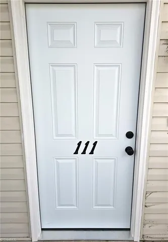 $169,000 | 3015 Winston Drive, Unit 111, Burlington, NC 27215