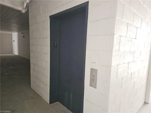 $165,000 | 3015 Winston Drive, Unit 111, Burlington, NC 27215