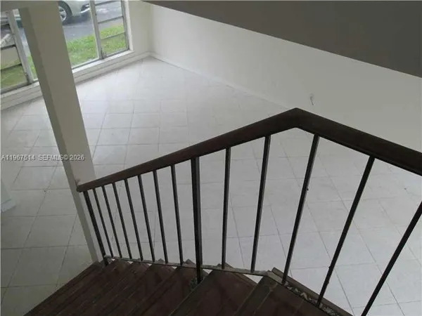 $2,200 | 8043 Lagos De Campo Boulevard, Unit F3, Tamarac, FL 33321