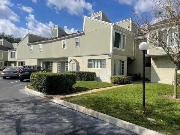 $2,200 | 8043 Lagos De Campo Boulevard, Unit F3, Tamarac, FL 33321