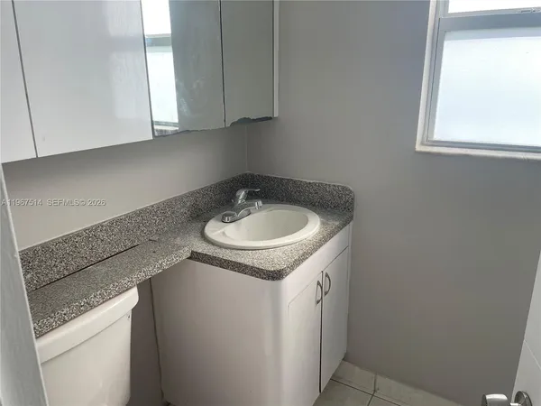 $2,200 | 8043 Lagos De Campo Boulevard, Unit F3, Tamarac, FL 33321