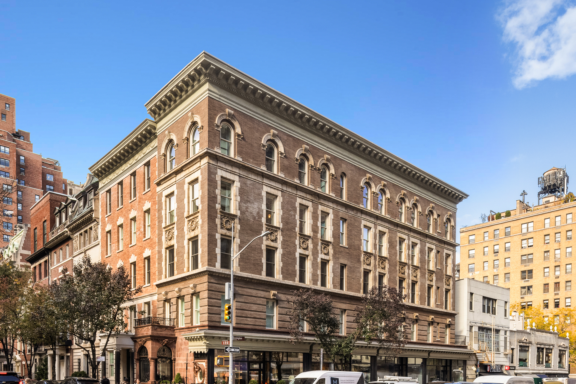 133 East 73rd Street, Unit 3 Manhattan, NY 10021 - Photo 11 of 12 a front view of a building