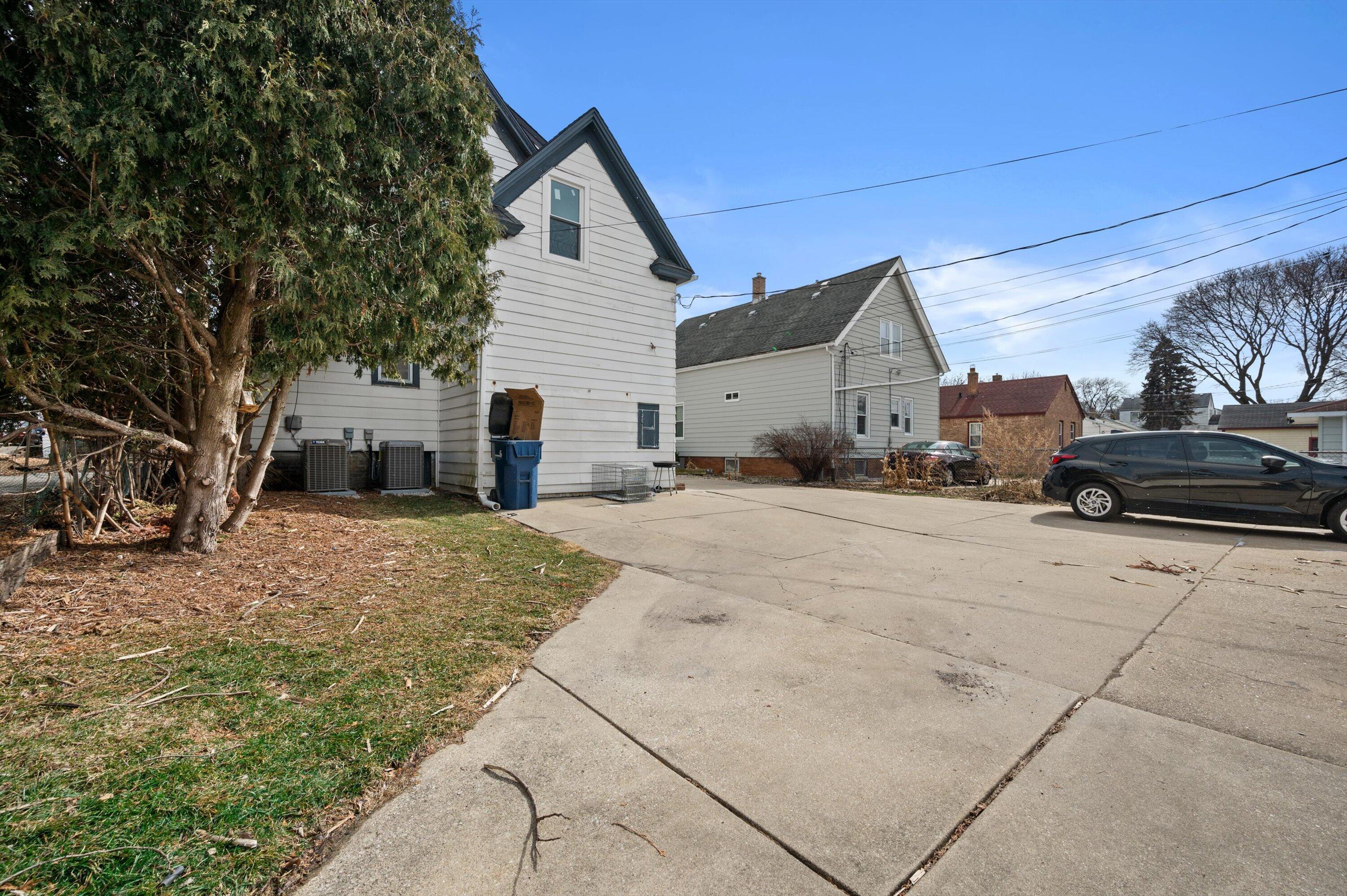217 North 63rd Street, Unit 217A Milwaukee, WI 53213 - Photo 22 of 28 22