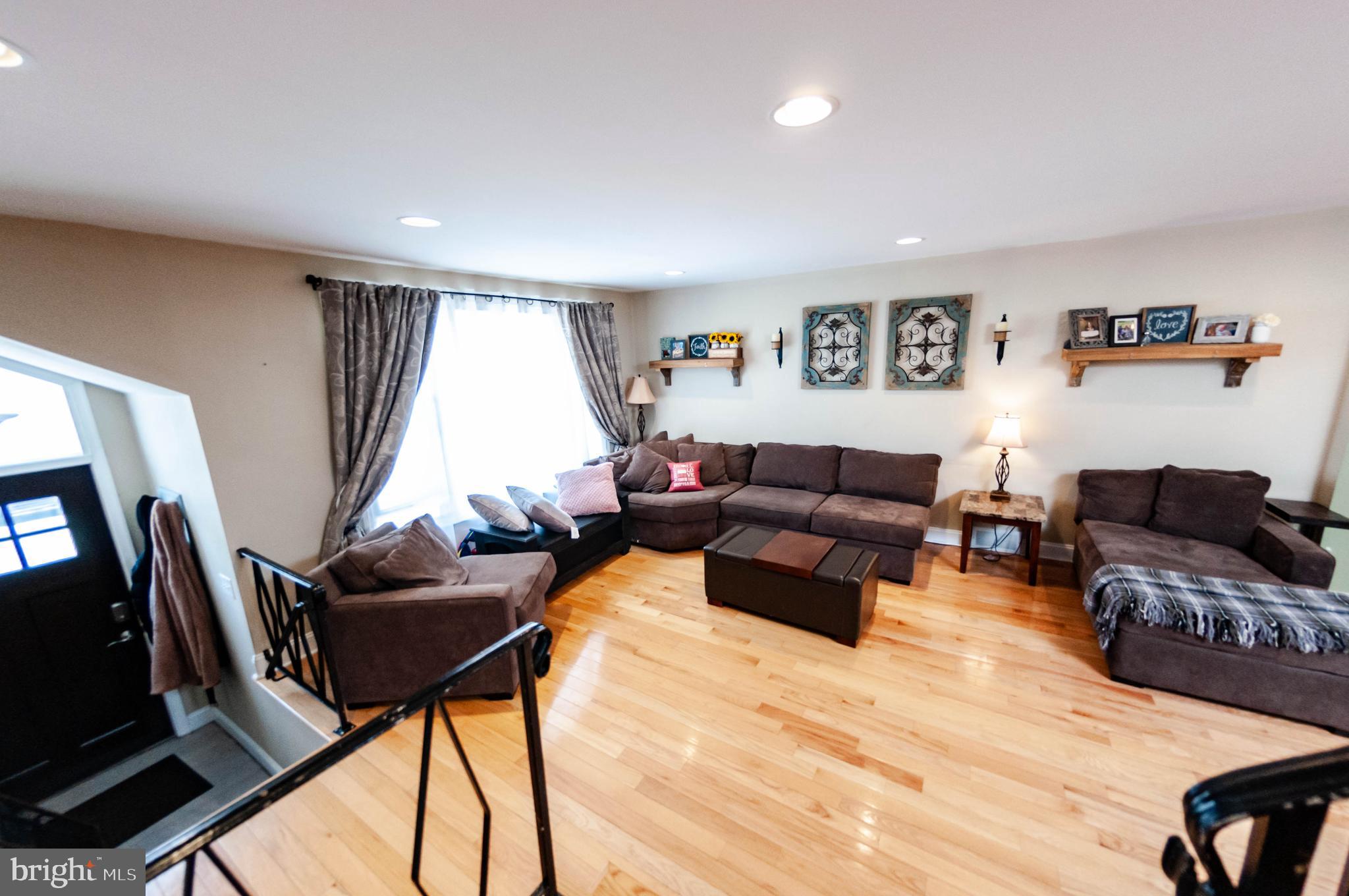 3503 Dows Road Philadelphia, PA 19154 - Photo 5 of 27
