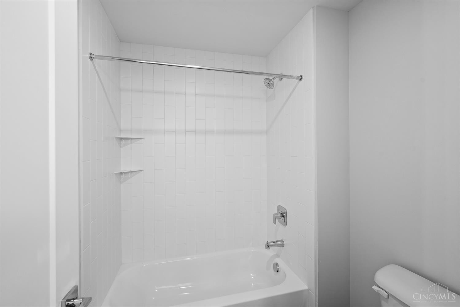 8010 Remington Road Montgomery, OH 45242 - Photo 44 of 53 Gallery Image 44