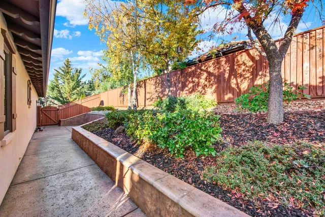 $1,225,000 | 2965 Pebble Beach Circle, Fairfield, CA 94534