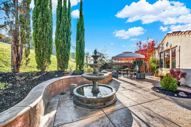 $1,225,000 | 2965 Pebble Beach Circle, Fairfield, CA 94534