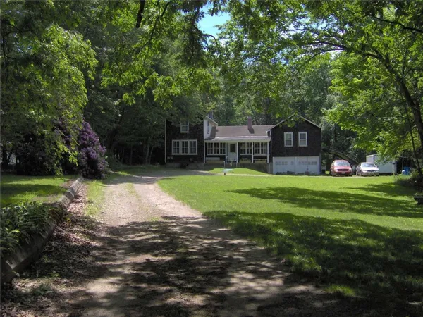 $1,250,000 | 274 Albion Road, Lincoln, RI 02865