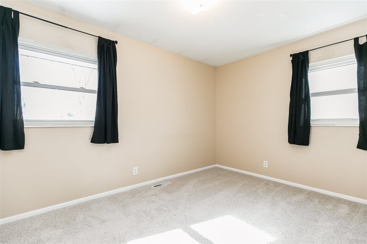 3215 Bramble Road Southwest Cedar Rapids, IA 52404 - Photo 14 of 24 Gallery Image 14