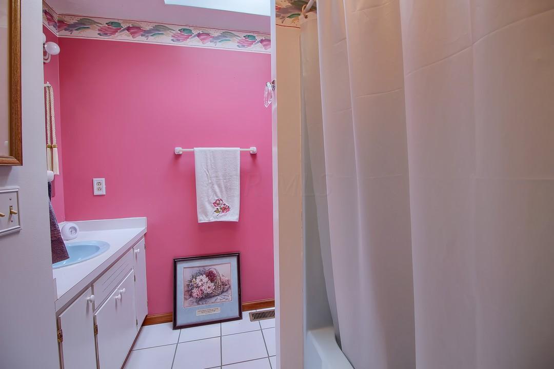 3089 Lewis Road Columbus, OH 43207 - Photo 34 of 43 Gallery Image 34