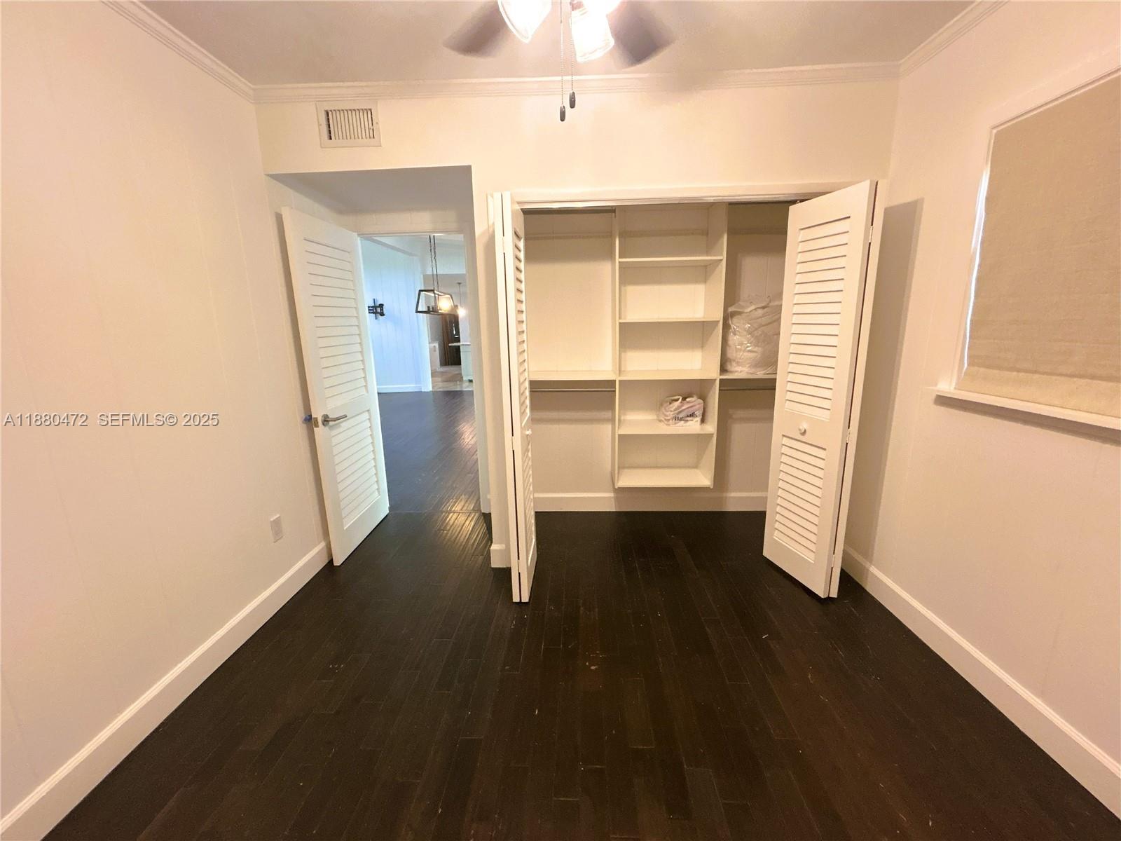 6395 Southwest 42nd Terrace Miami, FL 33155 - Photo 14 of 22 Photo 14