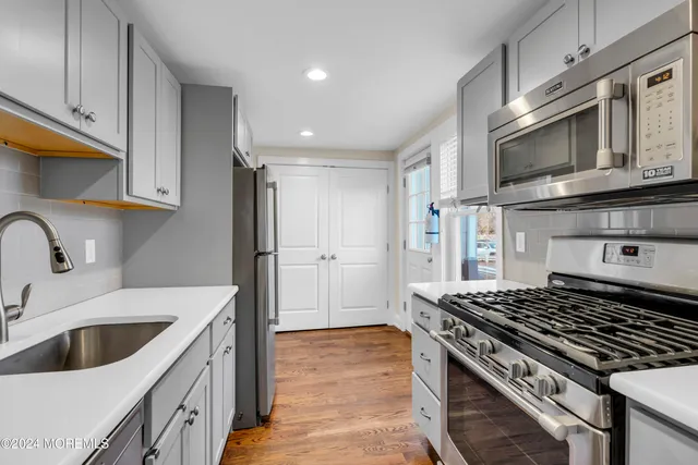 $3,800 | 217 Jersey Avenue, Unit REAR ANNUAL, Spring Lake, NJ 07762