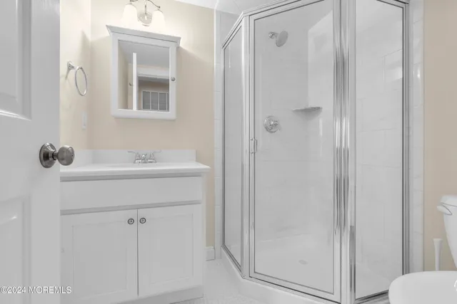 $3,800 | 217 Jersey Avenue, Unit REAR ANNUAL, Spring Lake, NJ 07762