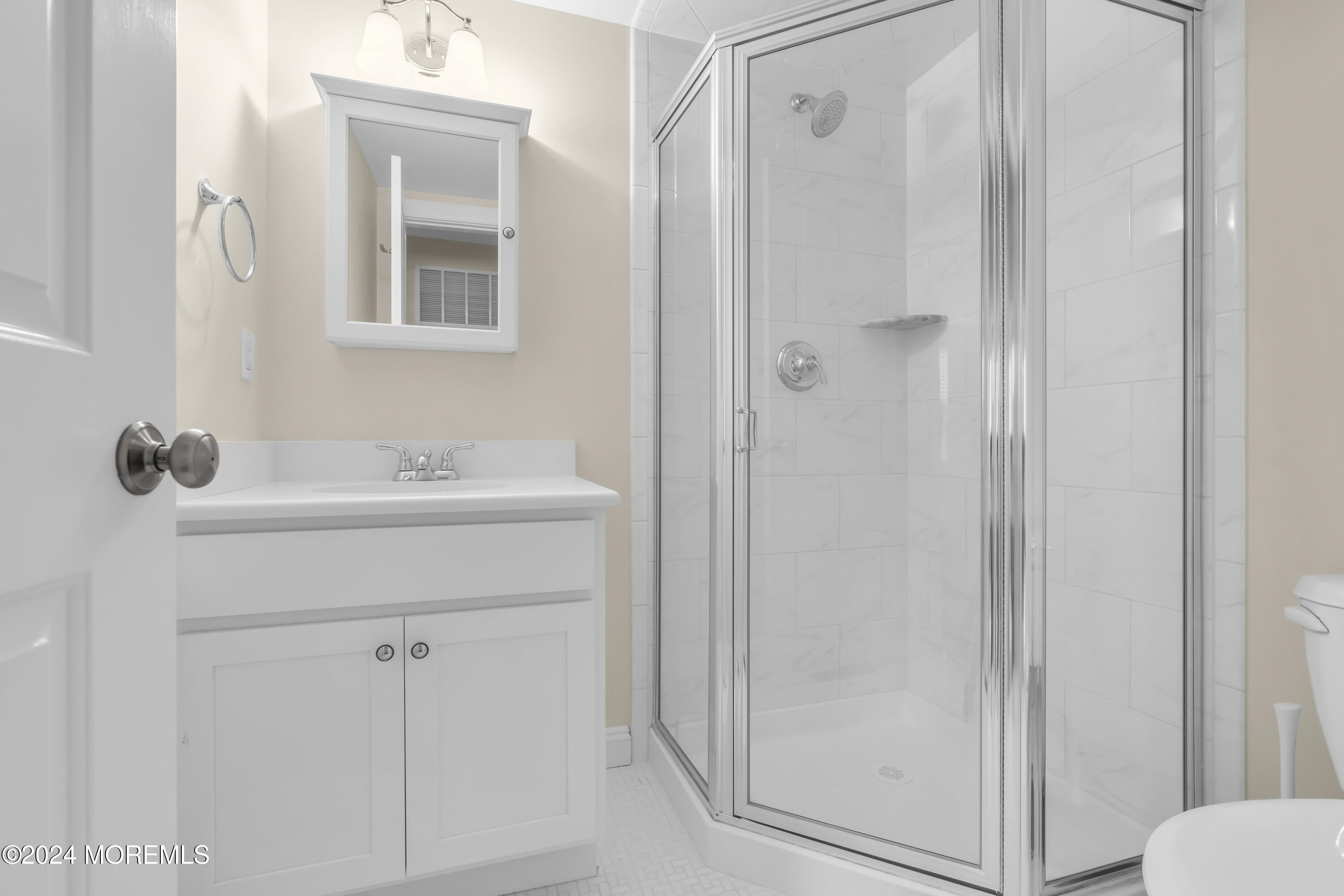 217 Jersey Avenue, Unit REAR ANNUAL Spring Lake, NJ 07762 - Photo 8 of 20 012_dsc09502_583