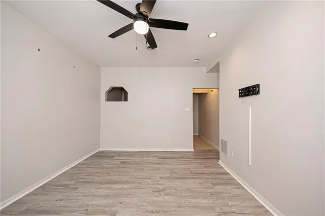 $2,400 | 2336 Sidney Street, Pittsburgh, PA 15203