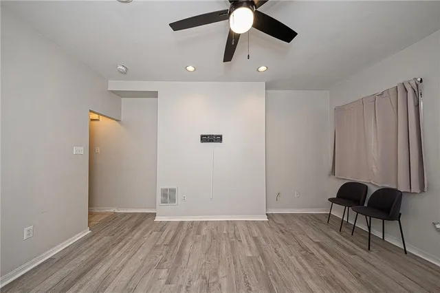 $2,400 | 2336 Sidney Street, Pittsburgh, PA 15203