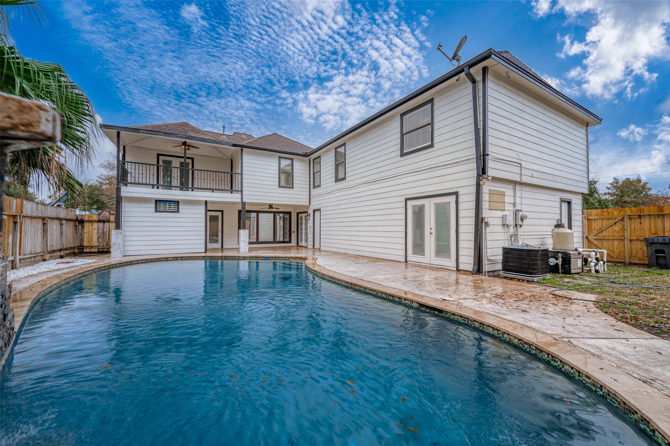 919 Mockingbird Way Sugar Land, TX 77478 - Photo 39 of 41 A stunning backyard oasis featuring a sparkling pool.