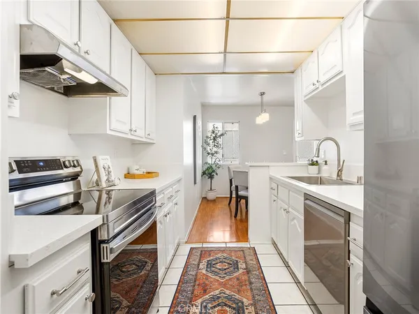 $449,944 | 5412 Lindley Avenue, Unit 108, Encino, CA 91316