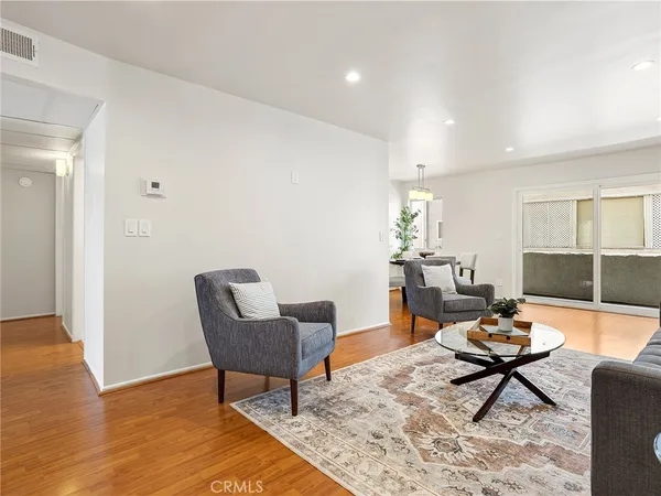 $449,944 | 5412 Lindley Avenue, Unit 108, Encino, CA 91316