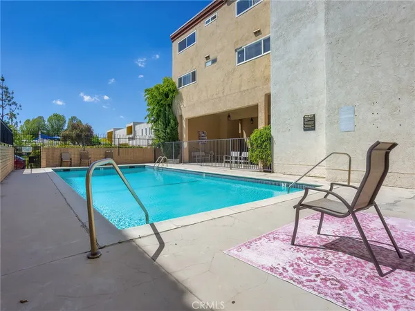 $449,944 | 5412 Lindley Avenue, Unit 108, Encino, CA 91316