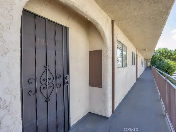 $449,944 | 5412 Lindley Avenue, Unit 108, Encino, CA 91316