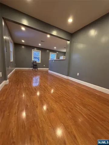 $3,100 | 726-728 East 6th Street, Unit 2 (2ND FLR), Plainfield, NJ 07062