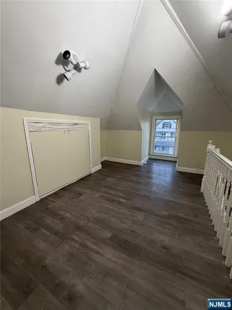 $3,000 | 726-728 East 6th Street, Unit 2 (2ND FLR), Plainfield, NJ 07062