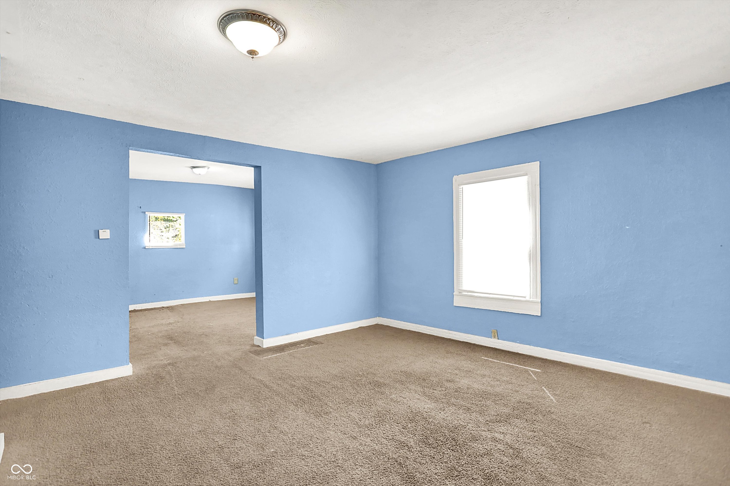 3263 Schofield Avenue Indianapolis, IN 46218 - Photo 3 of 27