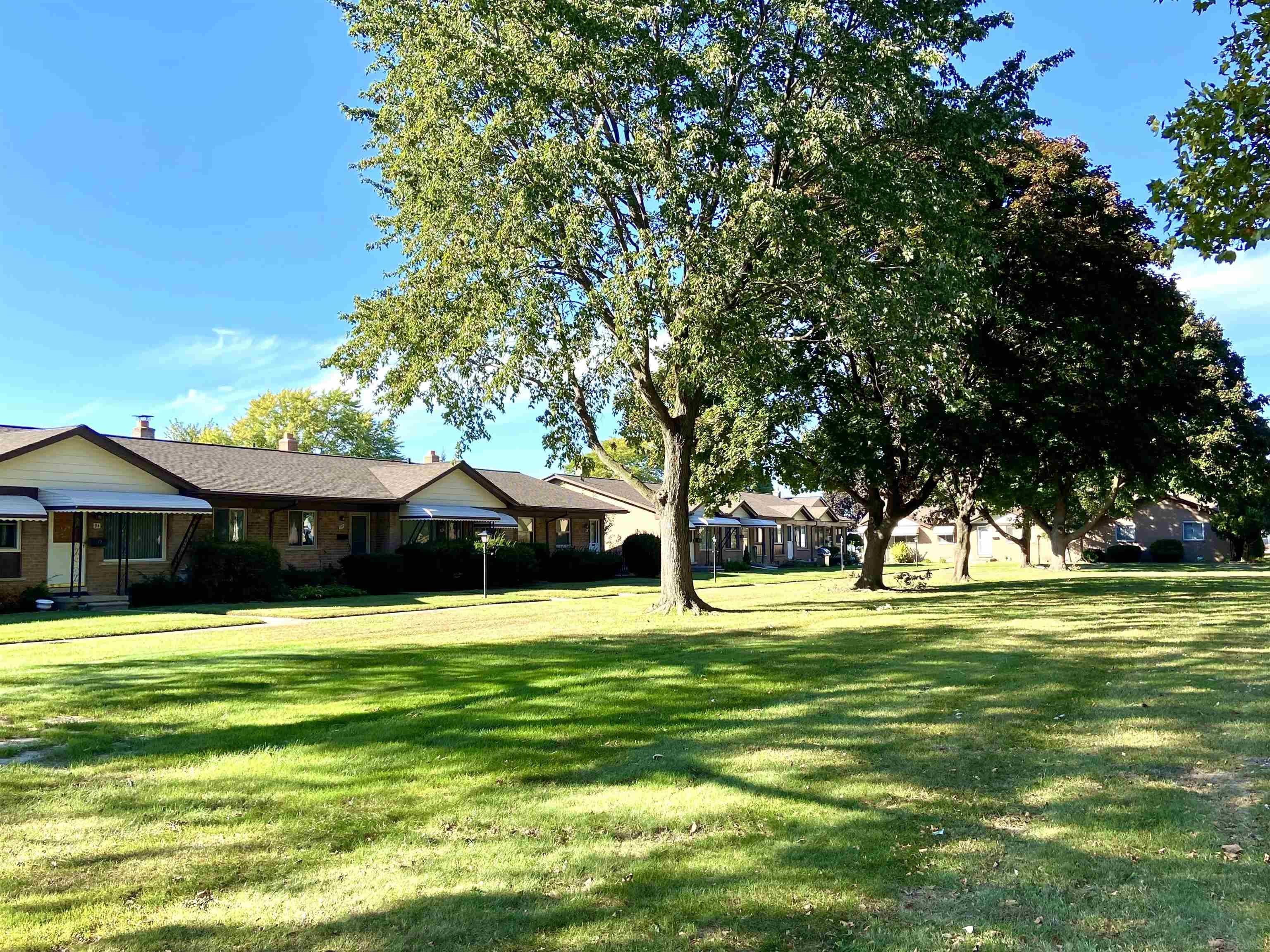 8401 18 18 Mile Road Sterling Heights, MI 48313 - Photo 31 of 41 50212935-f91addb1-8c31-465c-9ddd-60c057469130.JPG